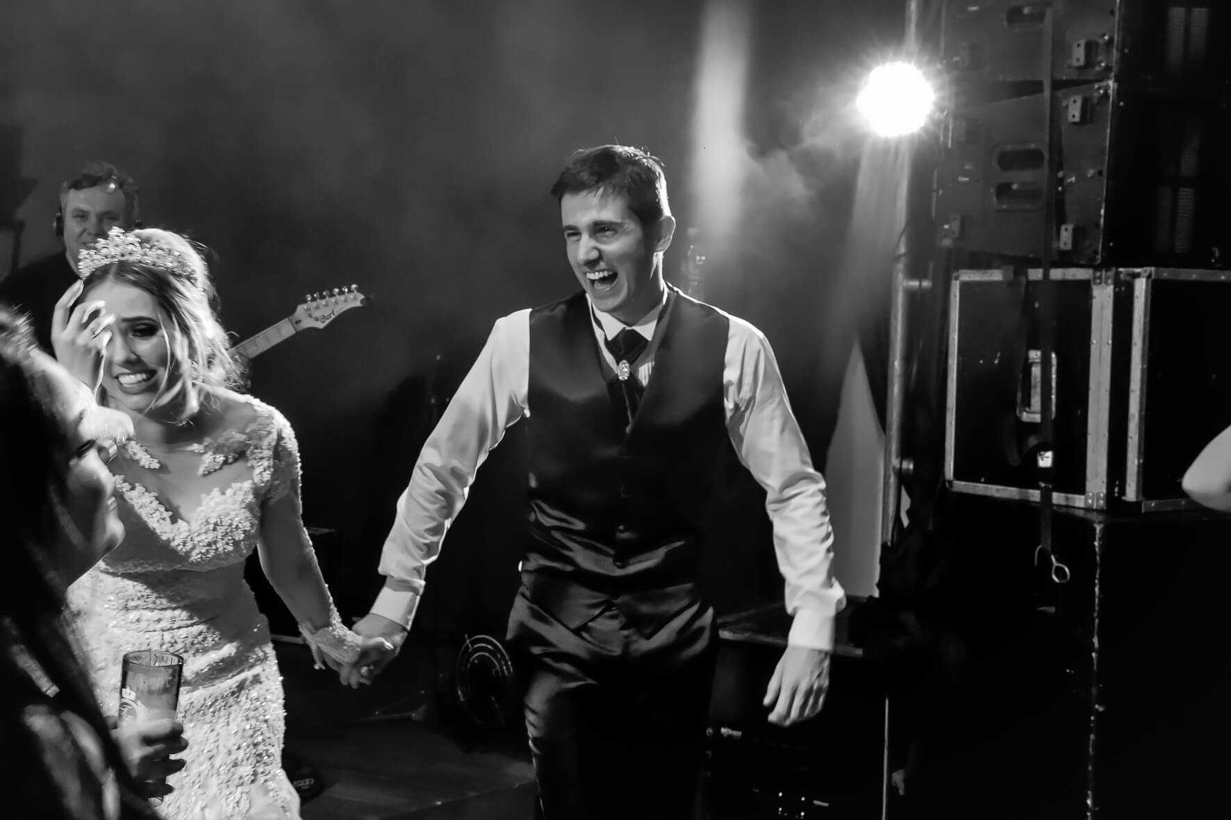 FOTO-DE-CASAMENTO-EM-CAPIVARI-SP