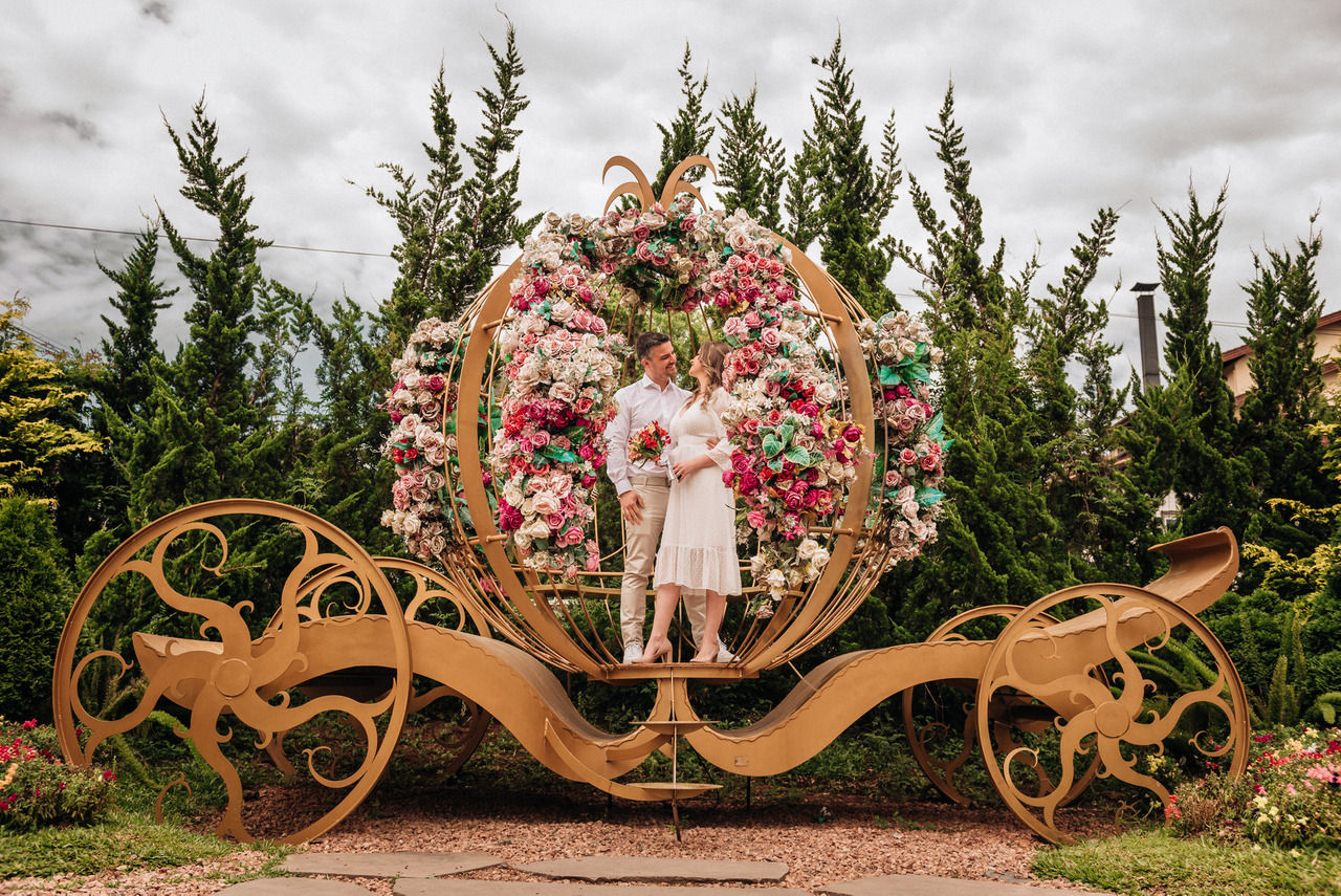 Carruagem do Jardim dos Sonhos em Gramado - Casamento dos Sonhos - Gramado - Yuri Nunes Fotografia