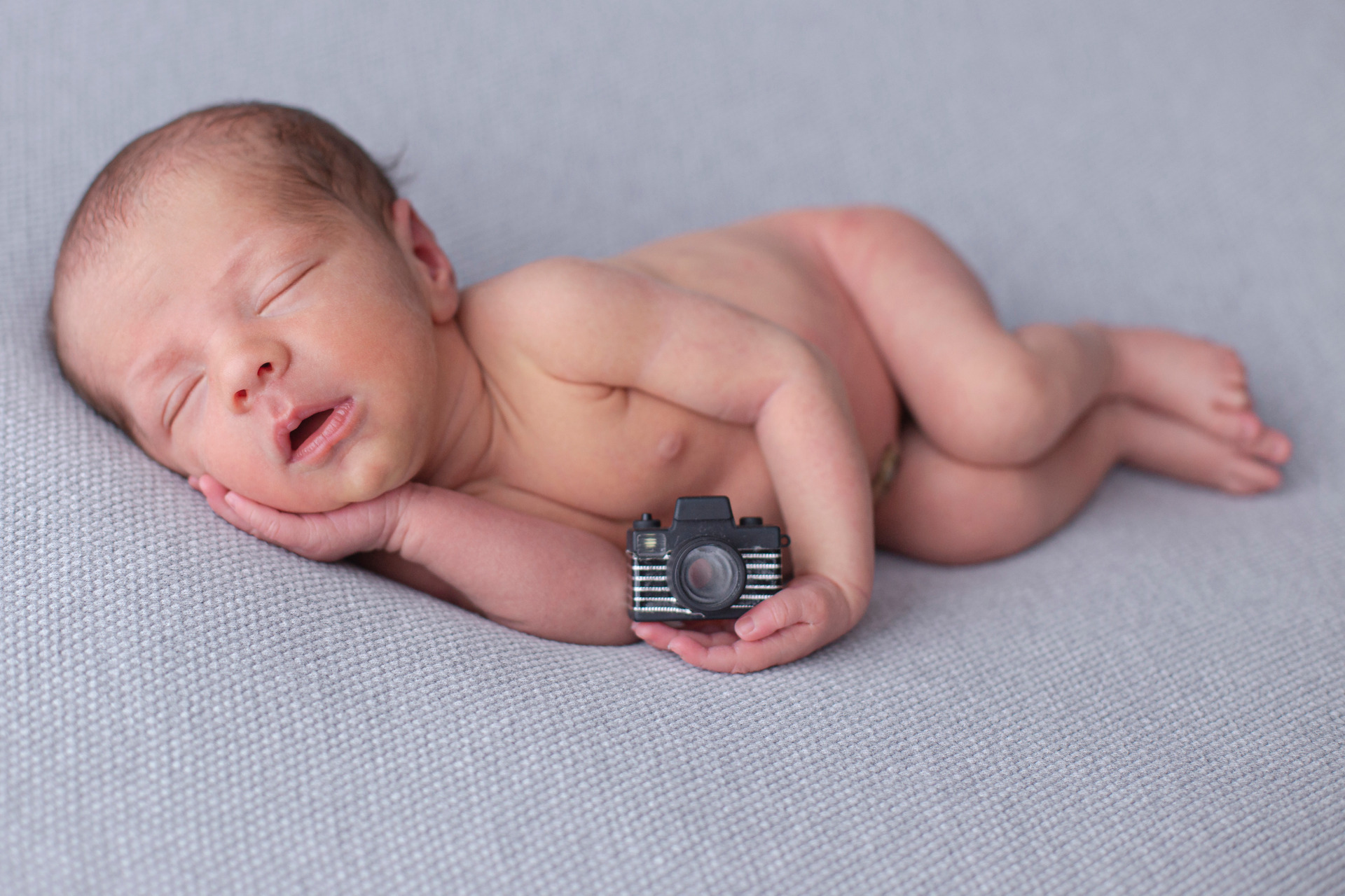 bebe dormindo pelado book newborn