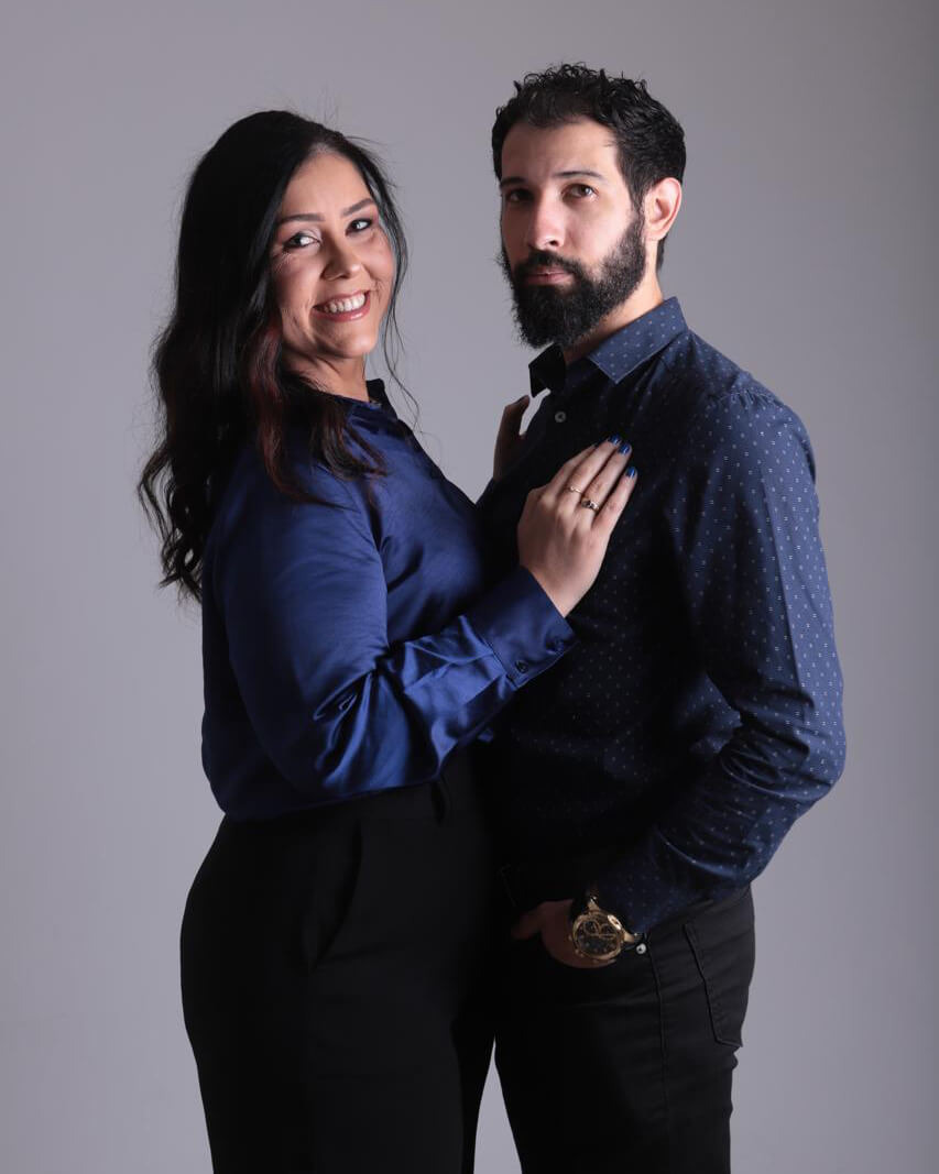 Fotografia de Retrato Profissional Priscila e Diego Proprietários do Estúdio Rossinis