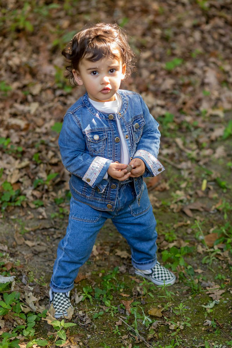 A Maria Miguel. Que criança  tão linda