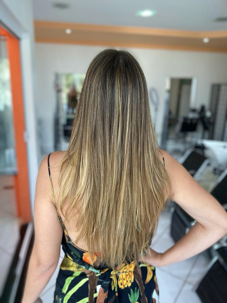 Fazer cabelos com mechas em Valinhos