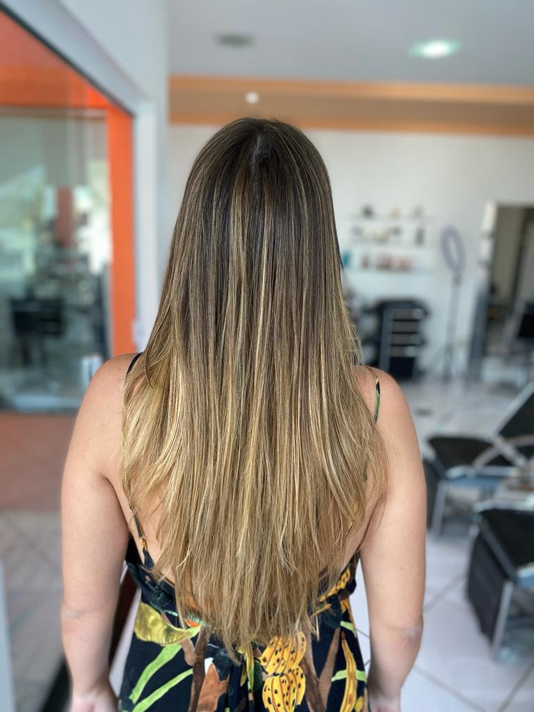 Cabelos com mechas Melhor Salão de Beleza em Valinhos