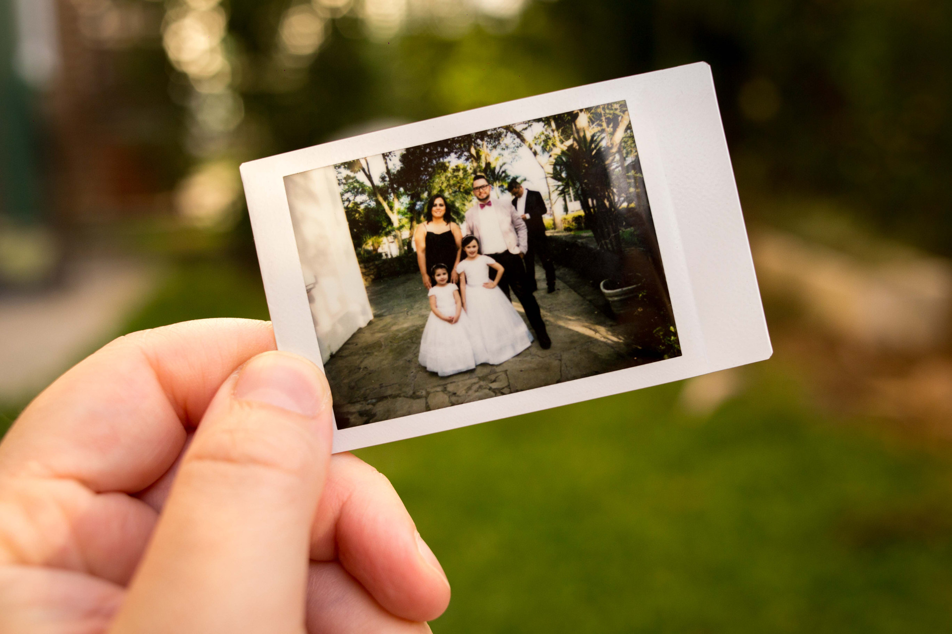 foto impressa, instax, revelação na hora, totem de fotos, cabine fotográfica, totem fotográfico, cabine de fotos, porto alegre, rodrigo bestetti fotografia, hashprint, hashtag, impressão por hashtag, polaroid, polafoto, impressão de fotos na festa, formatura, casamento, 15 anos, aniversário infantil, fotografia