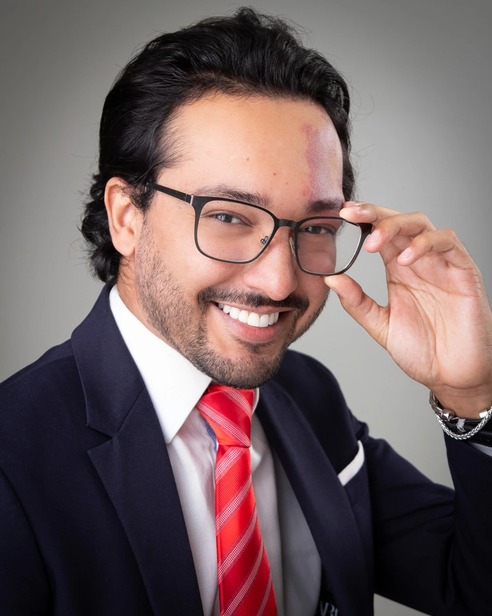 Retrato corporativo masculino bonito