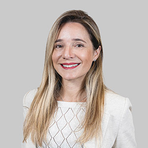 Retrato da advogada Marina Flandoli, da LAW.SA