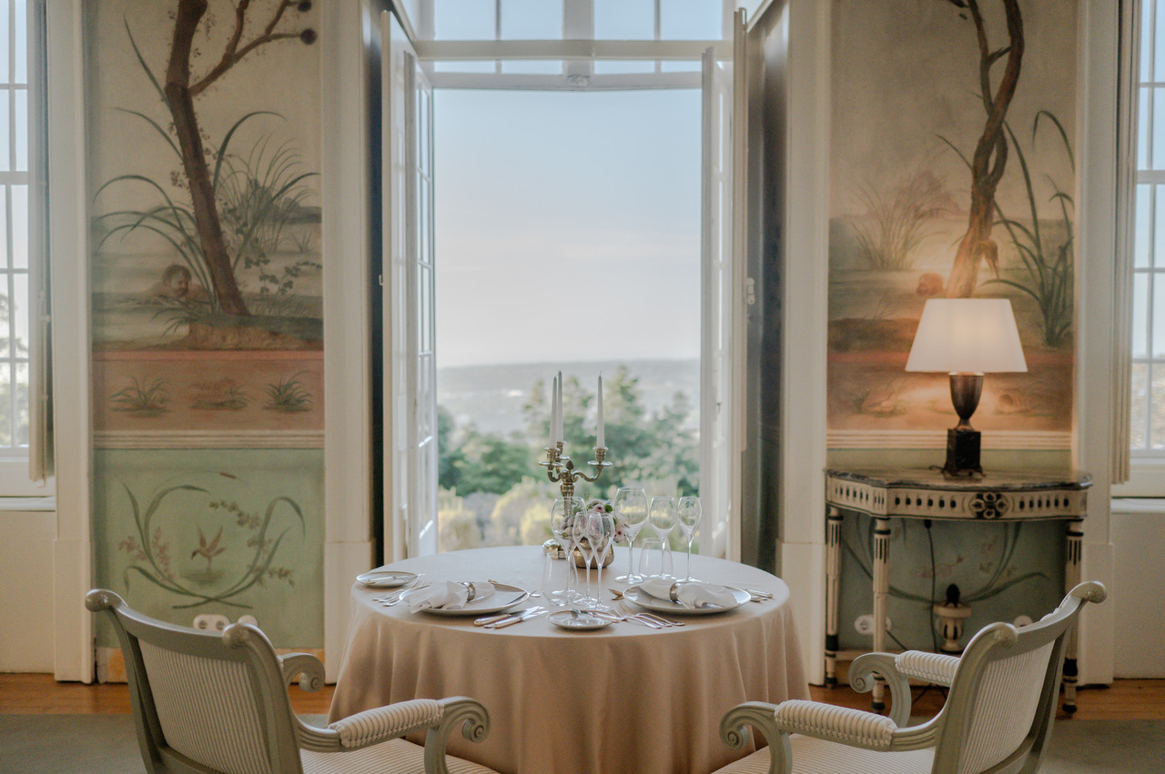 Palácio de Seteais hotel in Sintra luxury dinner with a view