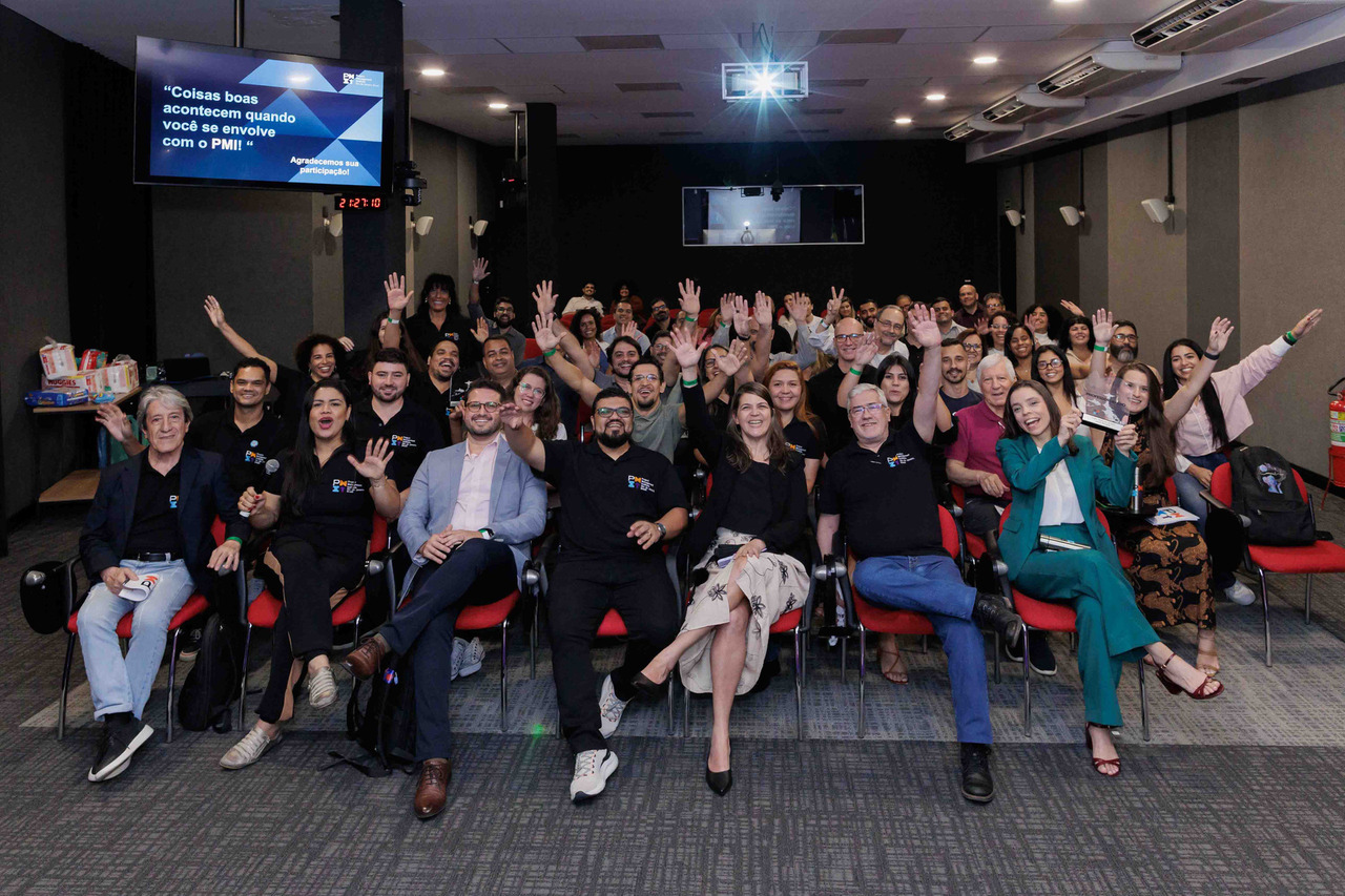Foto do público presente na premiação do pmi