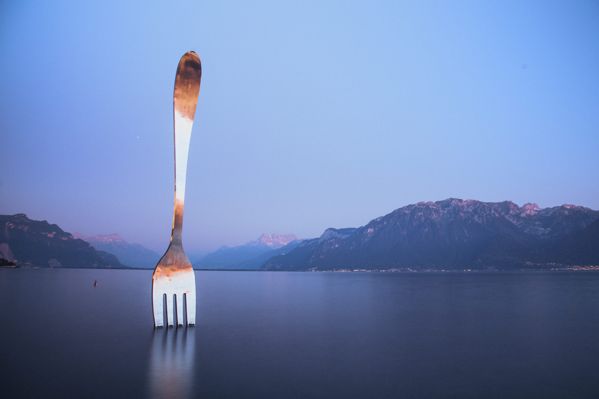 vevey, suisse, chaplin, suica, nestle, max brito fotografo, fotografia, fotografo de joao pessoa, europa, fine art , chaplin