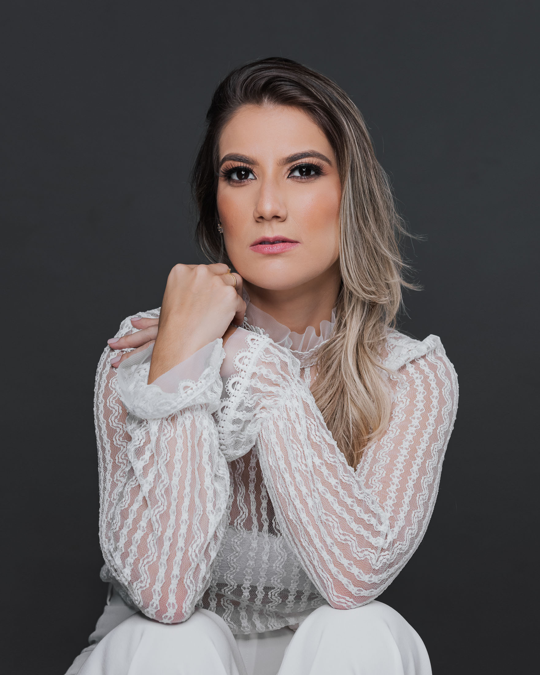 retrato profissional bh, retrato profissional feminino, retrato corporativo, foto de perfil empresarial