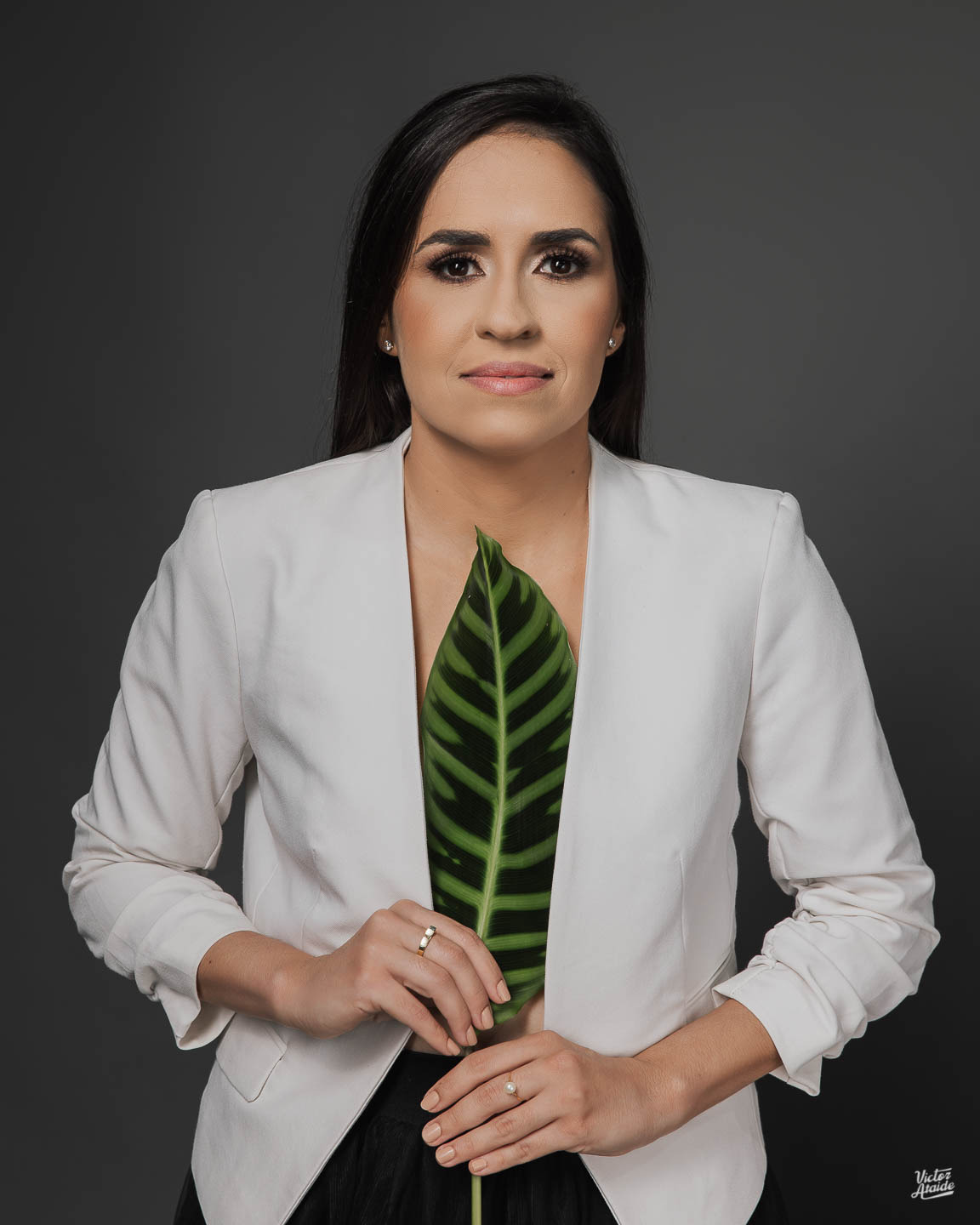 belo horizonte, foto de perfil, fotografia, fotógrafo, fotógrafo de retrato, pedro leopoldo, portrait, retrato profissional, victor ataide, flores, paisagista, retrato paisagista, arquiteta paisagista