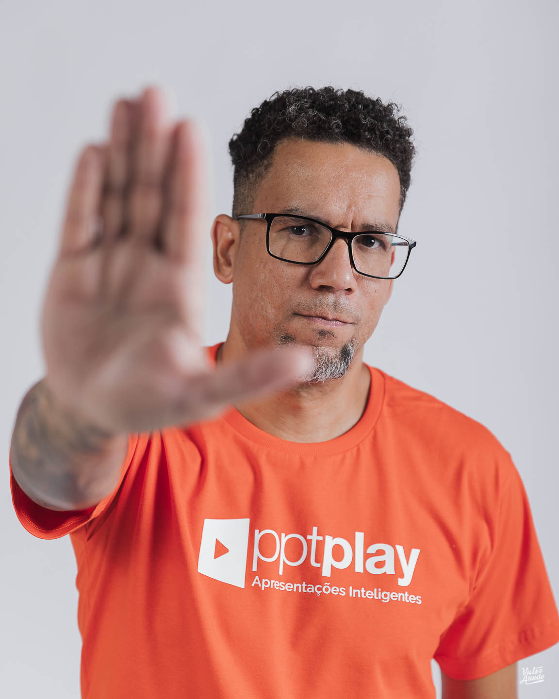 belo horizonte, foto de perfil, fotografia, fotógrafo, fotógrafo de retrato, pedro leopoldo, portrait, retrato profissional, victor ataide, flores, paisagista, retrato paisagista, arquiteta paisagista