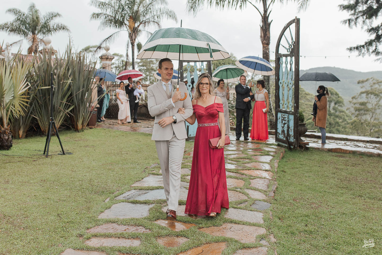 belo horizonte, casamento com chuva, casamento em ouro preto, cidade histórica, destination wedding, fotografia, fotógrafo, fotógrafo de casamento, ouro preto, pedro leopoldo, verde flor decoração, victor ataide, vila relicário