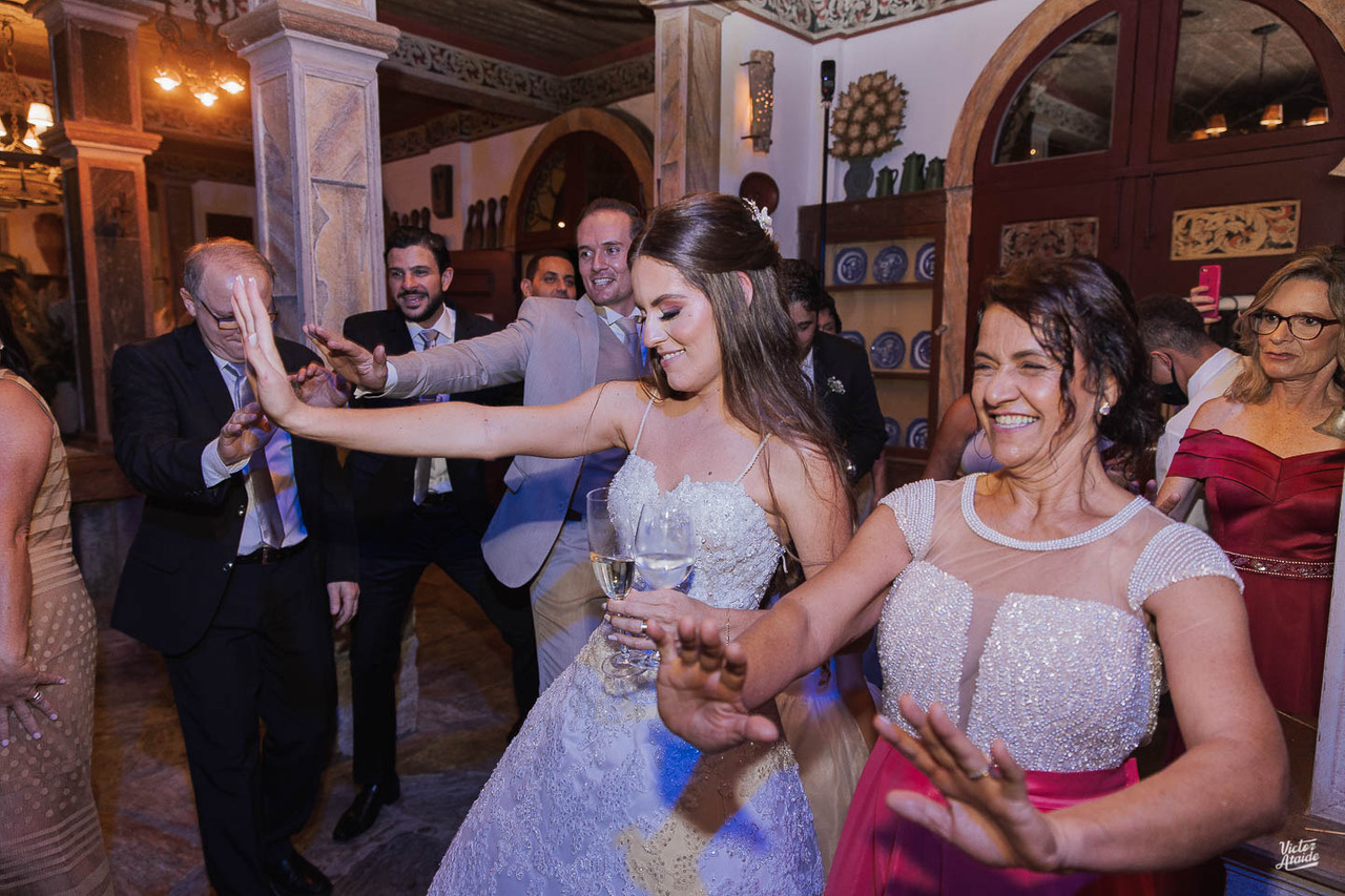 belo horizonte, casamento com chuva, casamento em ouro preto, cidade histórica, destination wedding, fotografia, fotógrafo, fotógrafo de casamento, ouro preto, pedro leopoldo, verde flor decoração, victor ataide, vila relicário