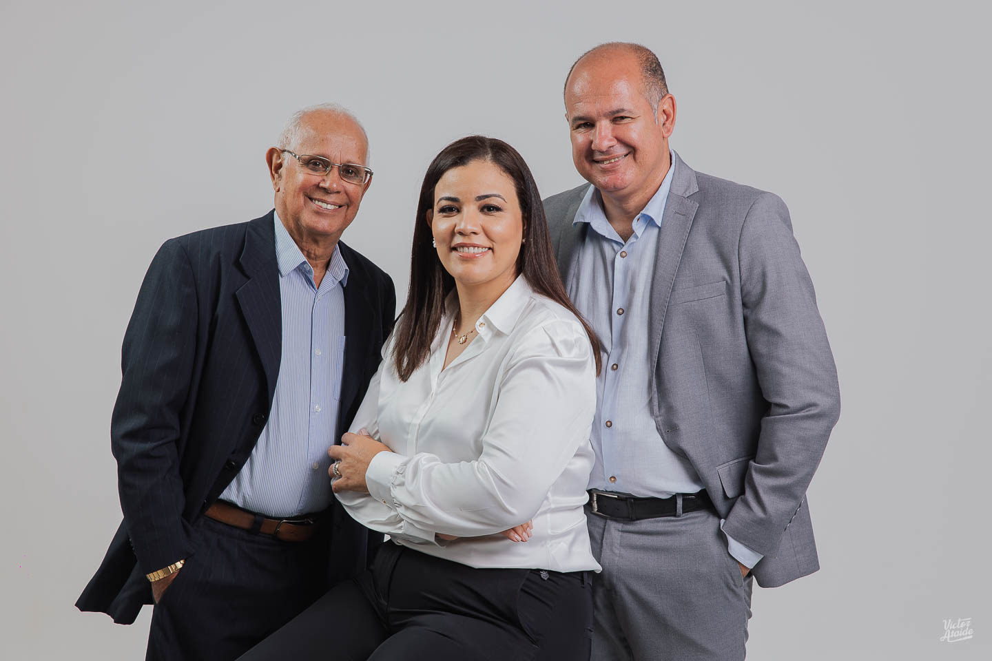 belo horizonte, foto de perfil, fotografia, fotógrafo, fotógrafo de retrato, pedro leopoldo, portrait, retrato profissional, victor ataide, flores, paisagista, retrato paisagista, arquiteta paisagista