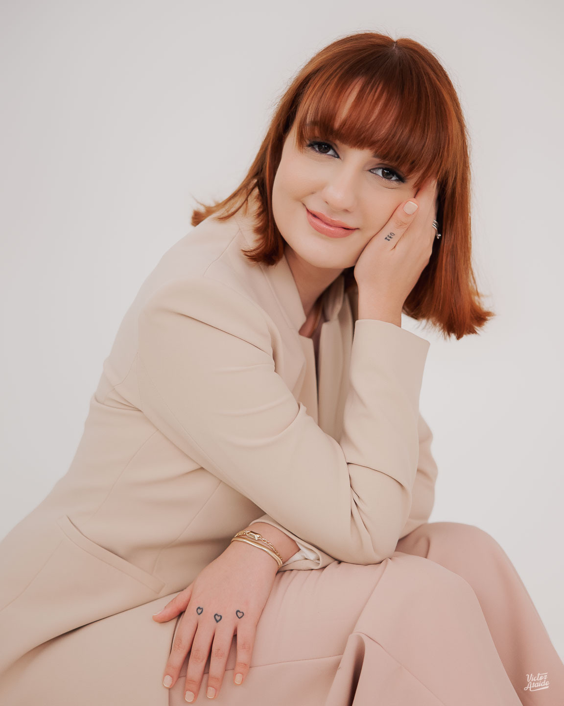 belo horizonte, estúdio de fotografia, estúdio em BH, estúdio fotográfico, foto de perfi, foto para linkedin, fotógrago victor ataide, modelo, modelo fotográfica, mulher, pedro leopoldo, retrato, retrato profissional, retrato profissional bh, victor ataide
