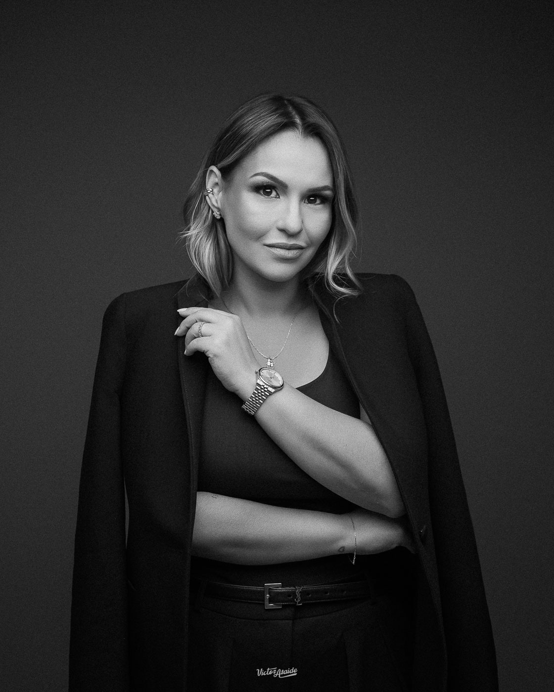 belo horizonte, estúdio de fotografia, estúdio em BH, estúdio fotográfico, foto de perfi, foto para linkedin, fotógrago victor ataide, modelo, modelo fotográfica, mulher, pedro leopoldo, retrato, retrato profissional, retrato profissional bh, victor ataide