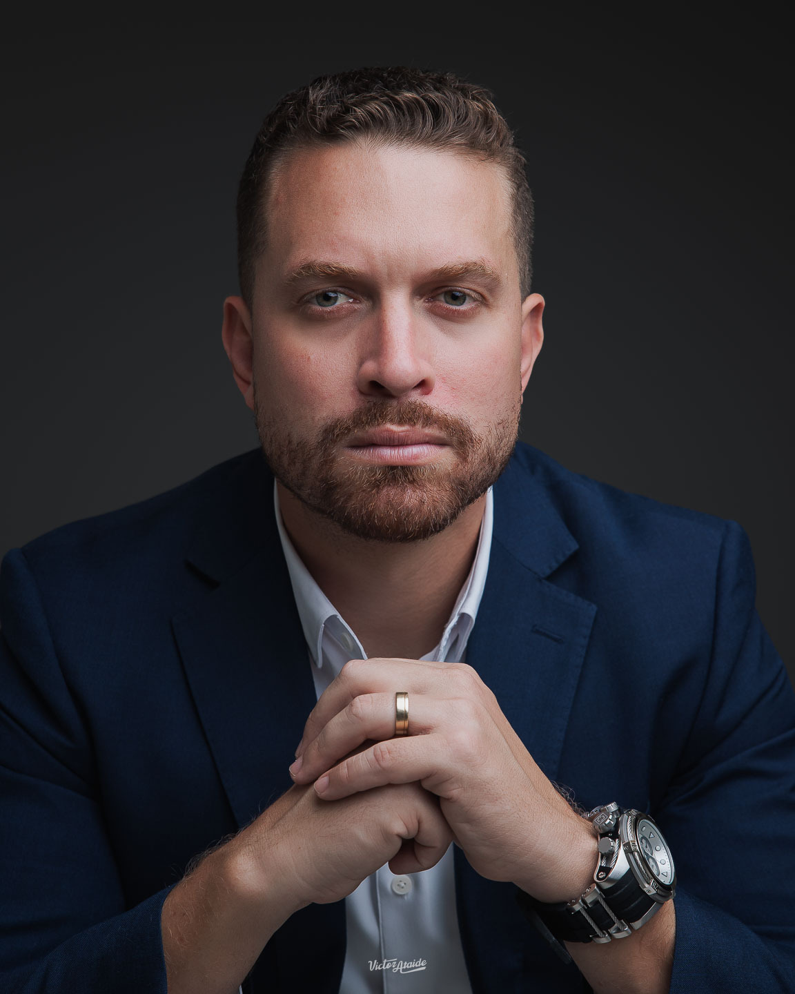 belo horizonte, estúdio de fotografia, estúdio em BH, estúdio fotográfico, foto de perfi, foto para linkedin, fotógrago victor ataide, modelo, modelo fotográfica, mulher, pedro leopoldo, retrato, retrato profissional, retrato profissional bh, victor ataide