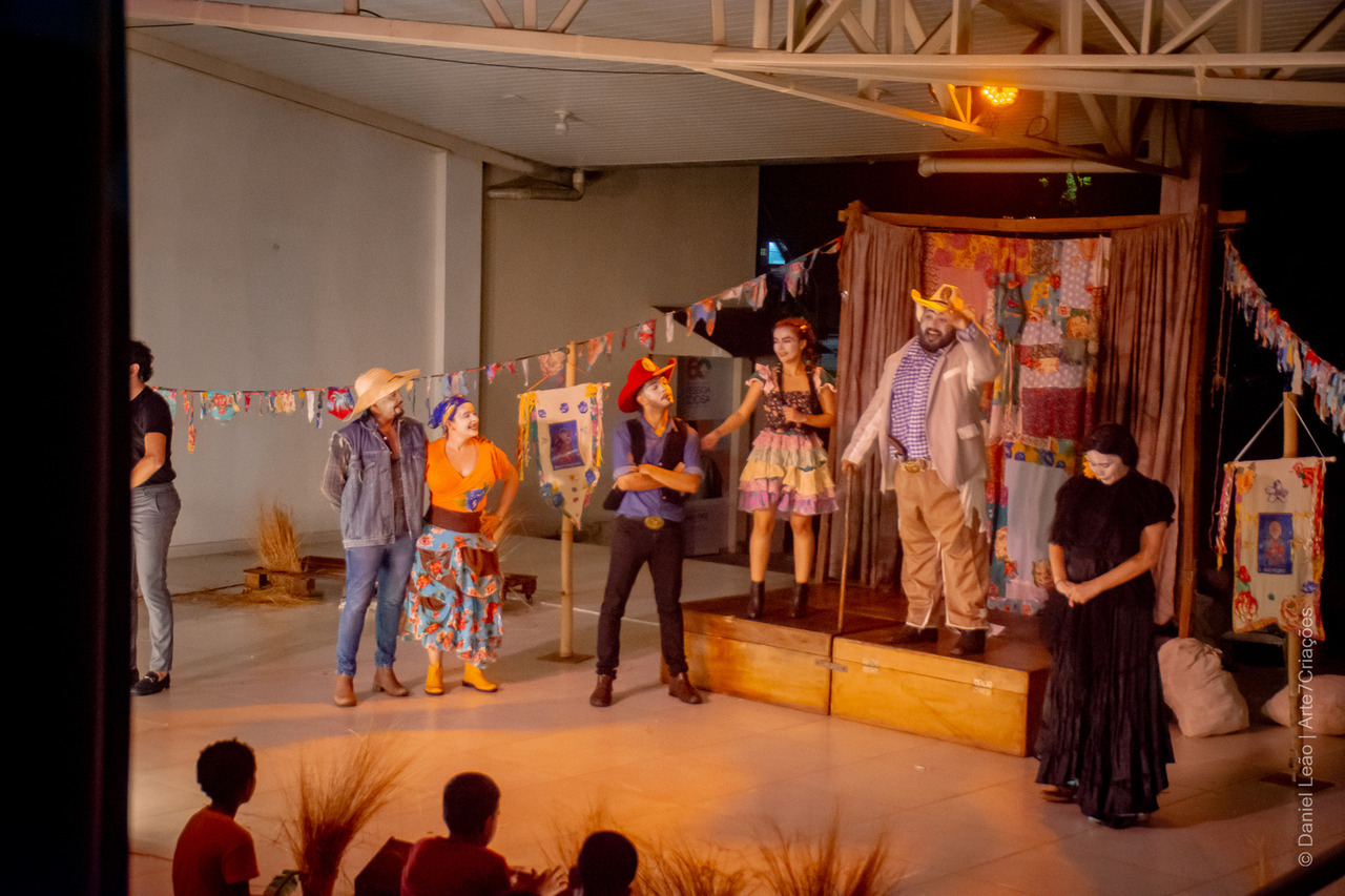 Se você faz parte de um grupo teatral ou produção cultural e deseja registrar seu trabalho com sensibilidade e narrativa visual, entre em contato comigo.