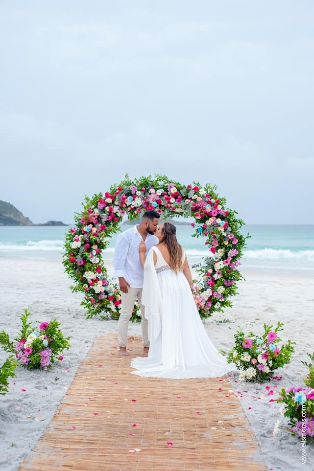 casamento na praia em Arraial do Cabo RJ