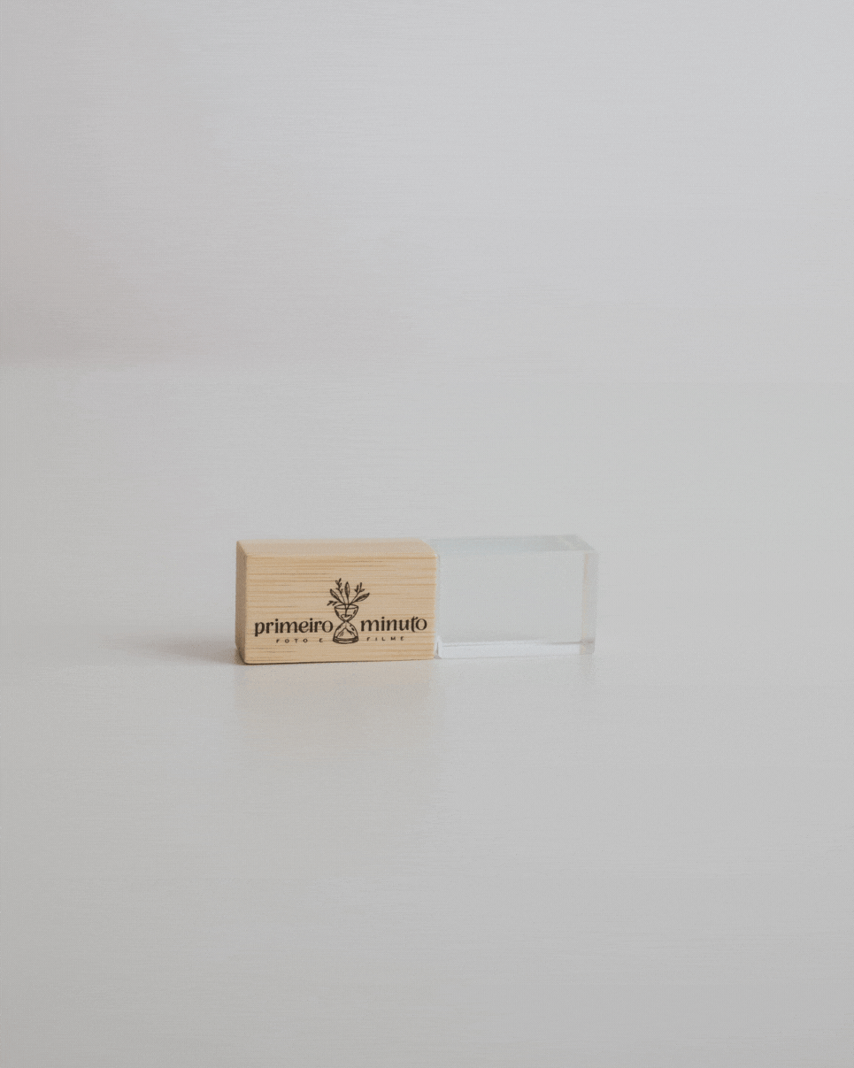 Pen Drive 4GB Primeiro Minuto Foto E Filme pen-drive-4gb-primeiro-minuto-foto-e-filme
