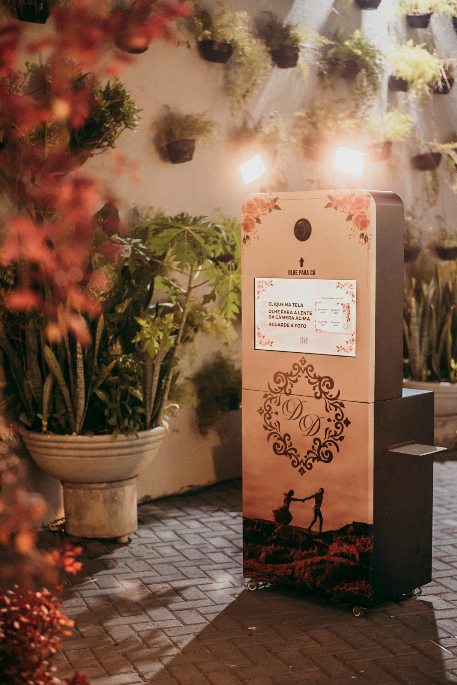 Totem Foto Lembranca em Fortaleza CE, Super Plataforma 360, Cabine de fotos em Fortaleza Ceara