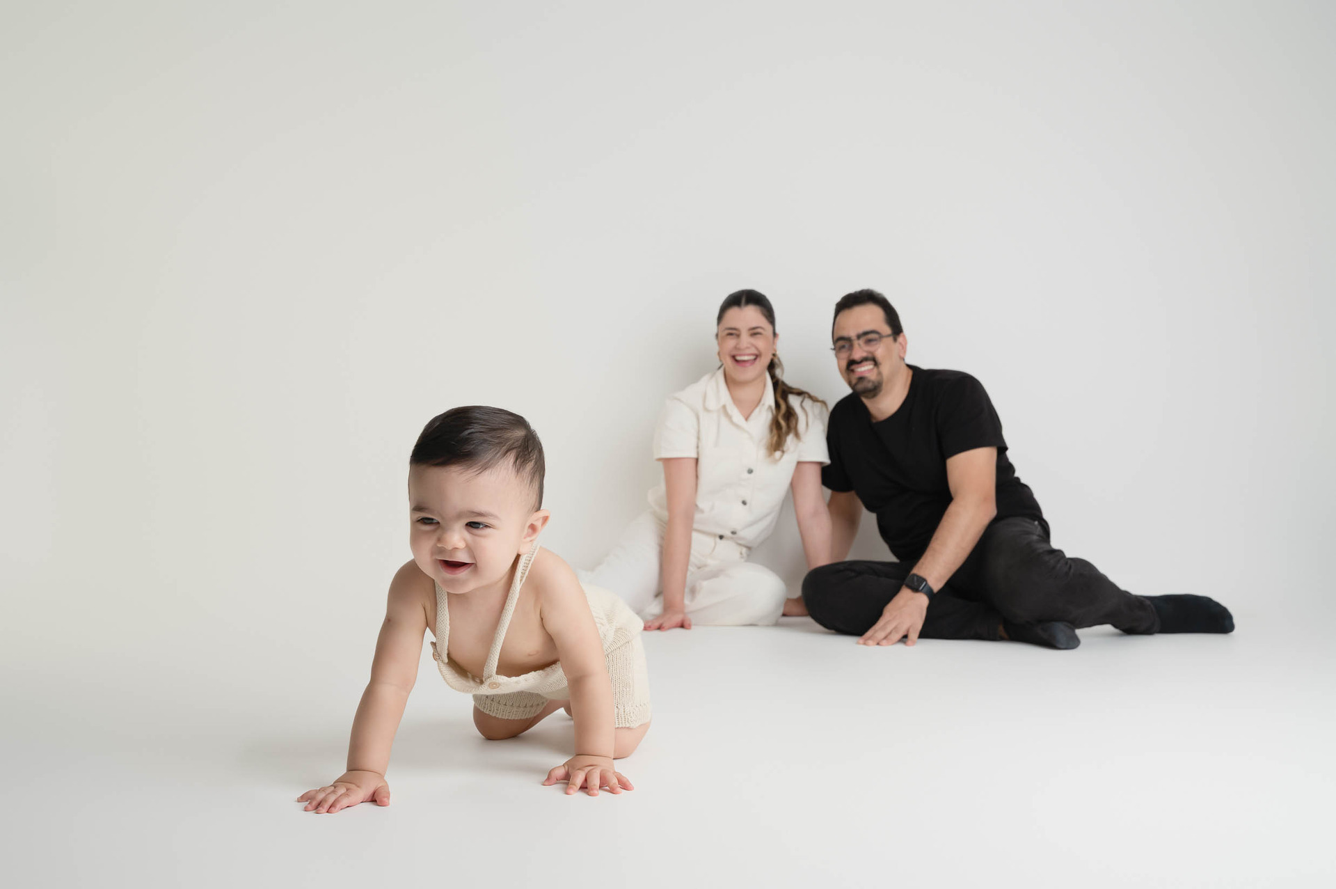 foto de um ensaio de acompanhamento do bebe no estudio na Vila Leopoldina em São Paulo