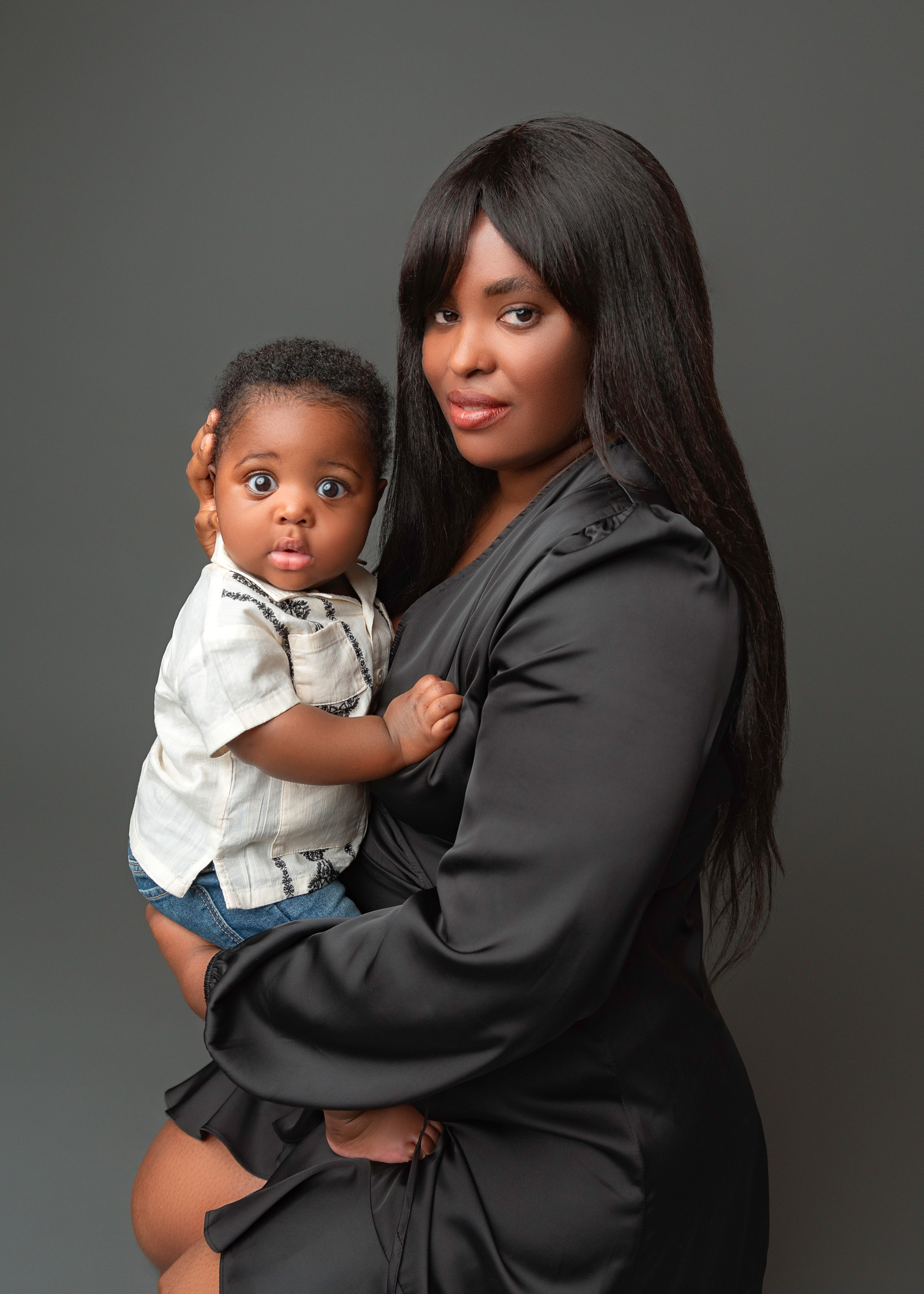 Katy TX motherhood photography, mommy and me portrait session Katy TX, milestone photography near me