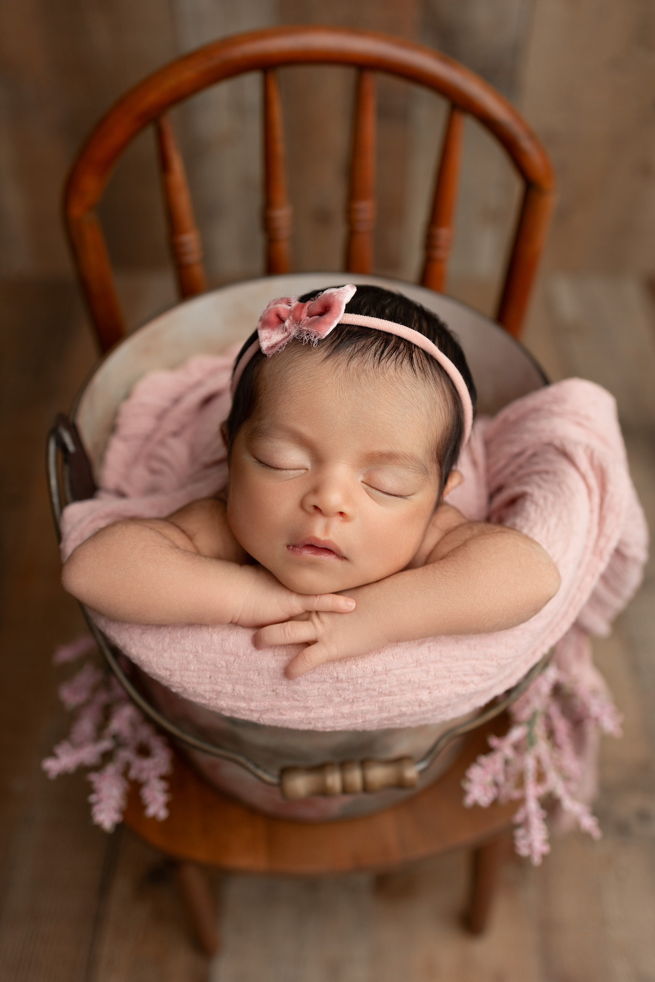 Bellaire tx newborn photographer, newborn photography in Bellaire tx, newborn portrait studio Bellaire tx