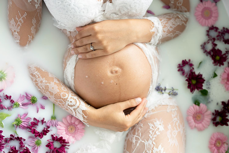 Foto de gestante na água