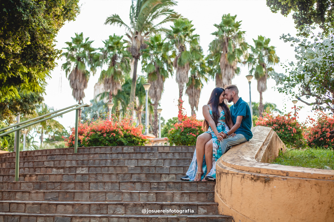 Ensaio Pré-Casamento na Praça Cel Piza em Lins - Josué Reis Fotógrafo em Lins