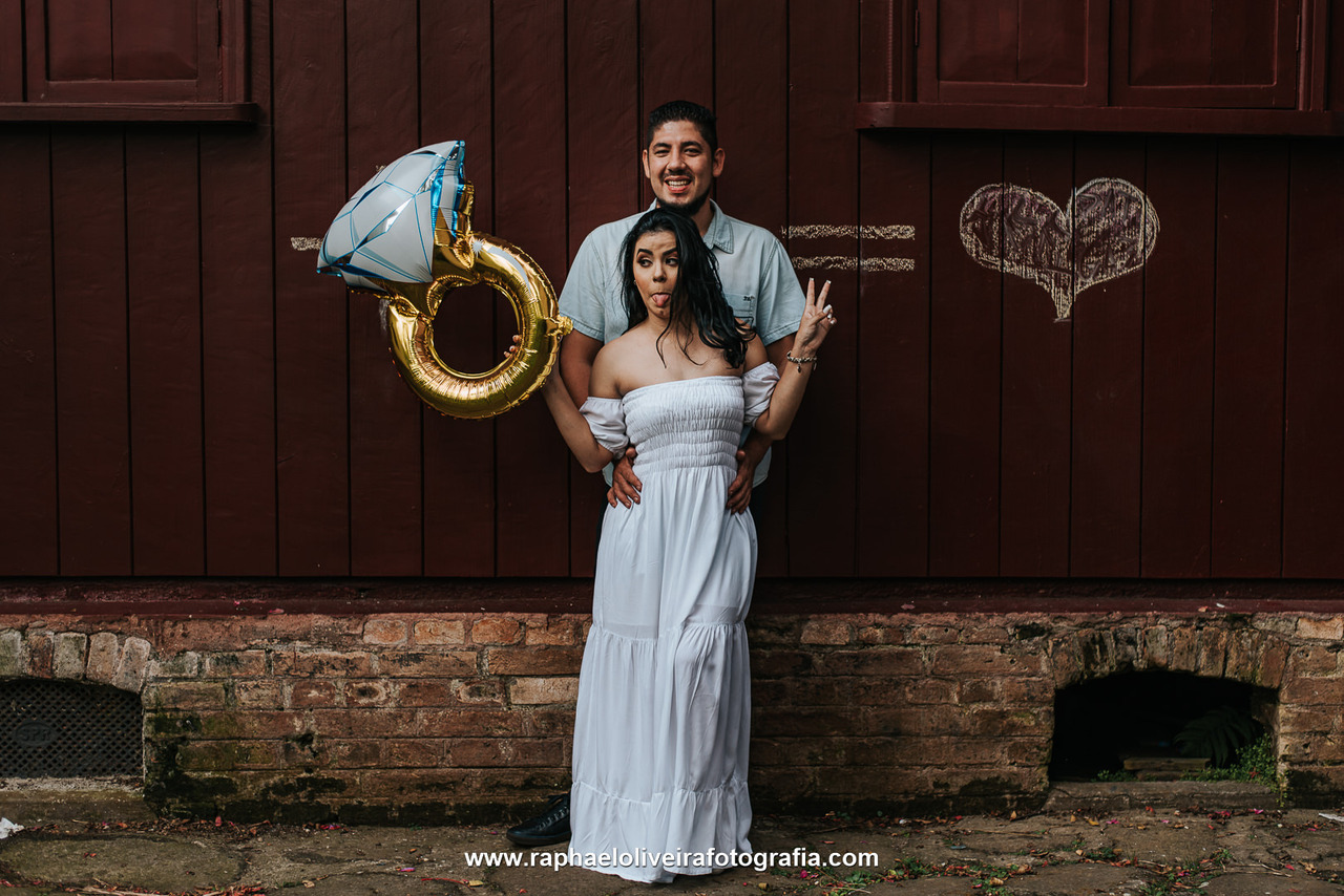 Ensaio pre-wedding em paranapiacaba fotografado por raphael oliveira fotografia