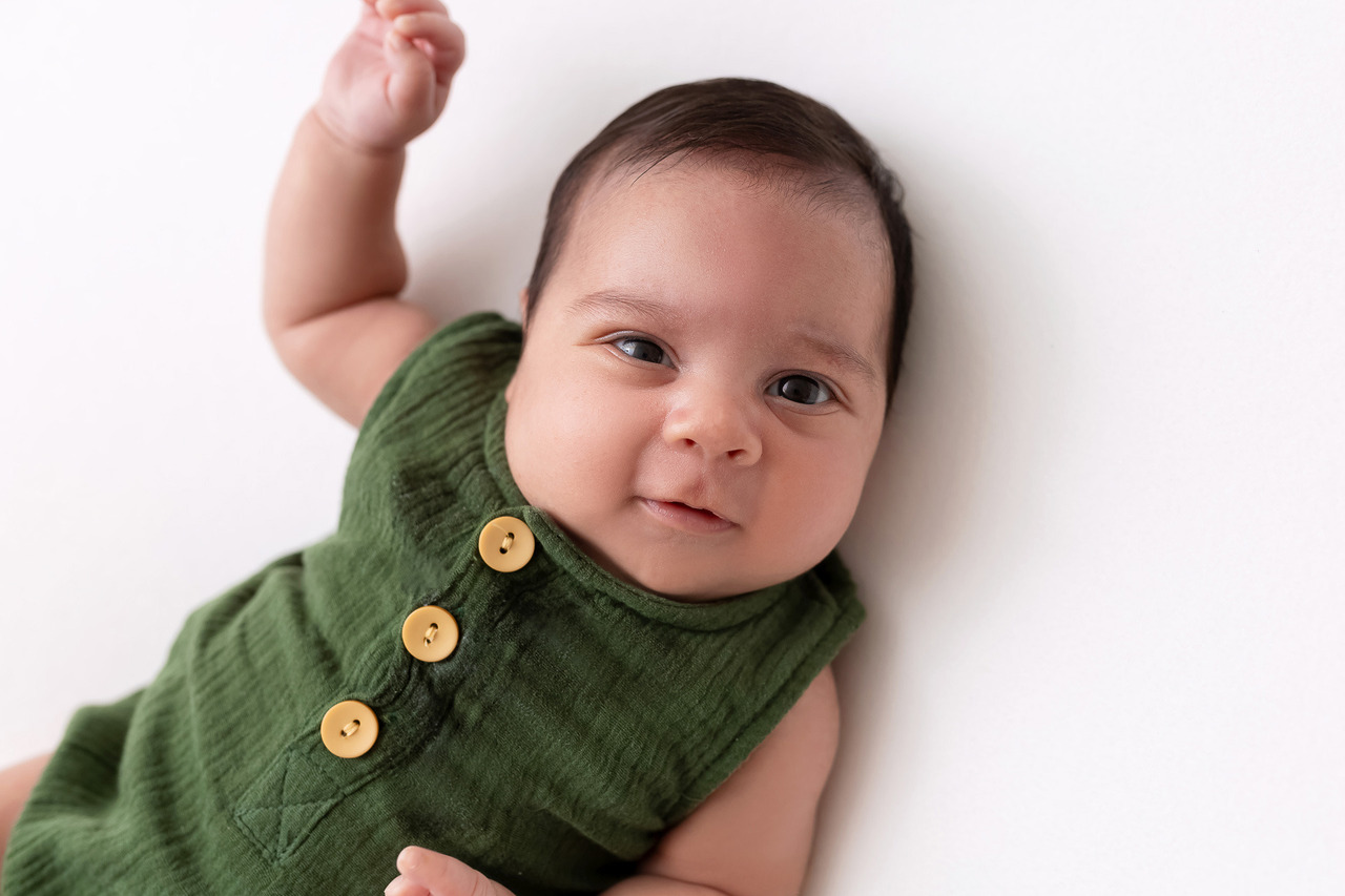 Ensaio fotografico Infantil - Acompanhamento do Oliver - 1 mês - Caraguatatuba/SP