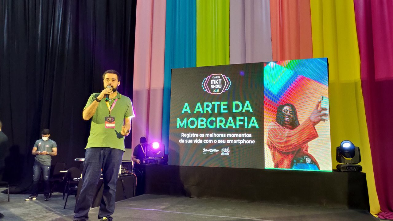 Workshop "A Arte da Mobgrafia" ministrado no Trakto Marketing Show 2021. Foto por Carolina Jeffery.