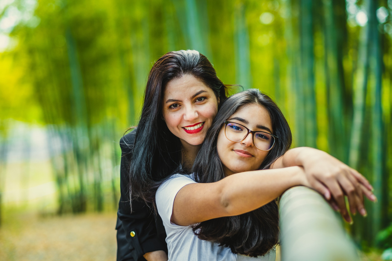 ensaio mae e filha no japao, ensaio familiar no japao, ensaio em aichi, ensaio floresta de bamboo no japao, ensaio fotografico no japao