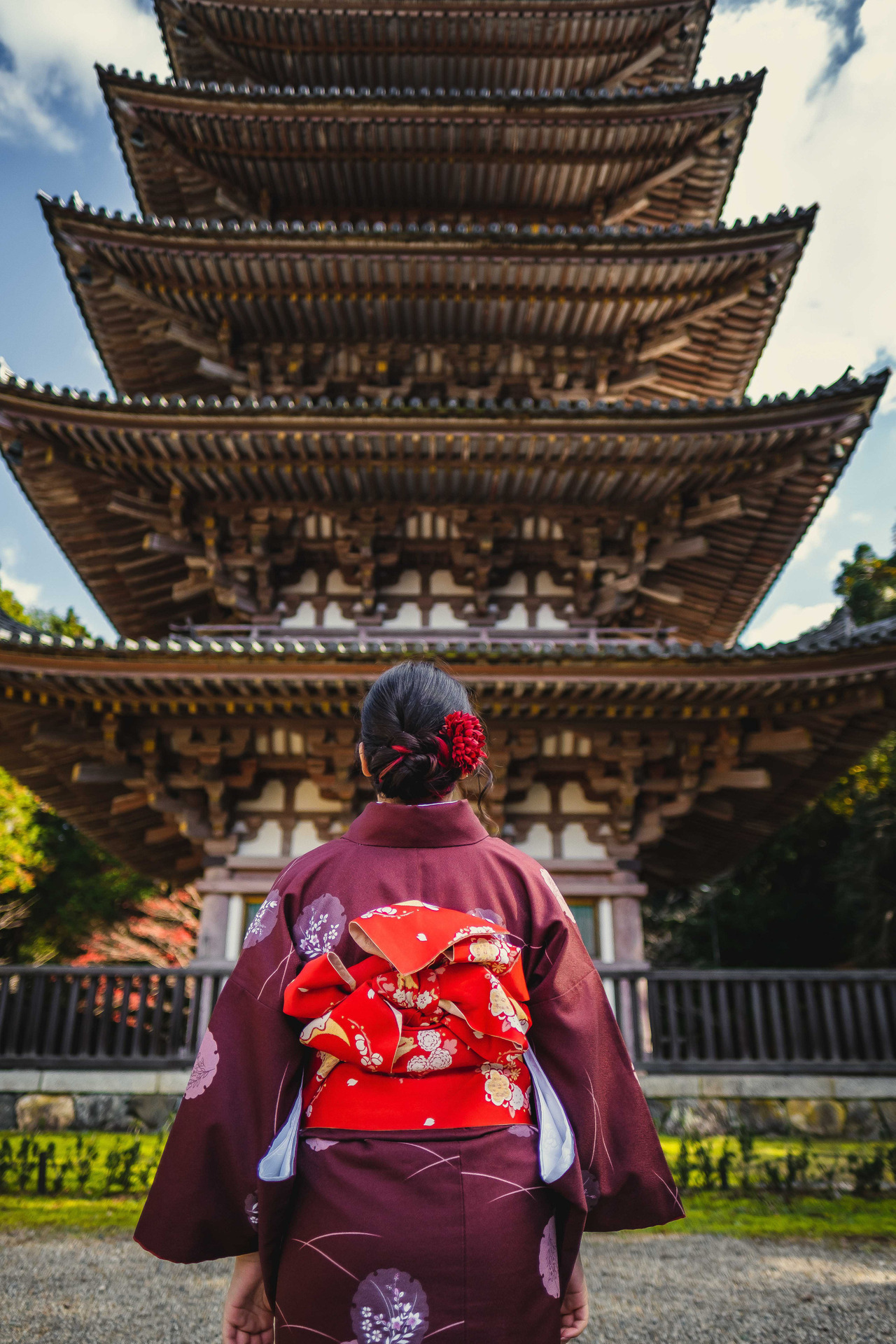 fotografo no japao, kimono fushimi inari, brasileiro no japao, kimono em kyoto, aluguel de kimono em kyoto, loja de kimono em kyoto