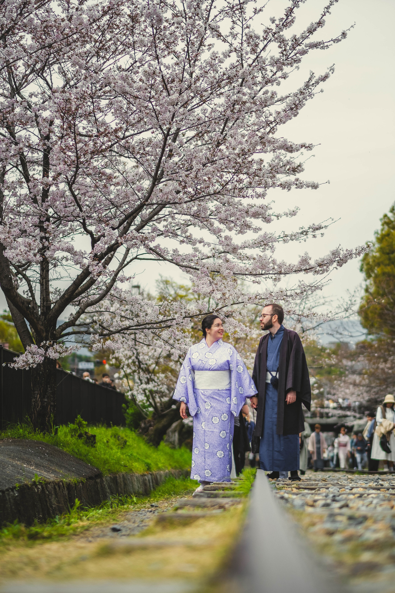 fotografo no japao, sakura, brasileiro no japao, kimono em kyoto, aluguel de kimono em kyoto, loja de kimono em kyoto, ensaio nanzenji, ensaio fotografico primavera japao, flor de cerejeira com kimono