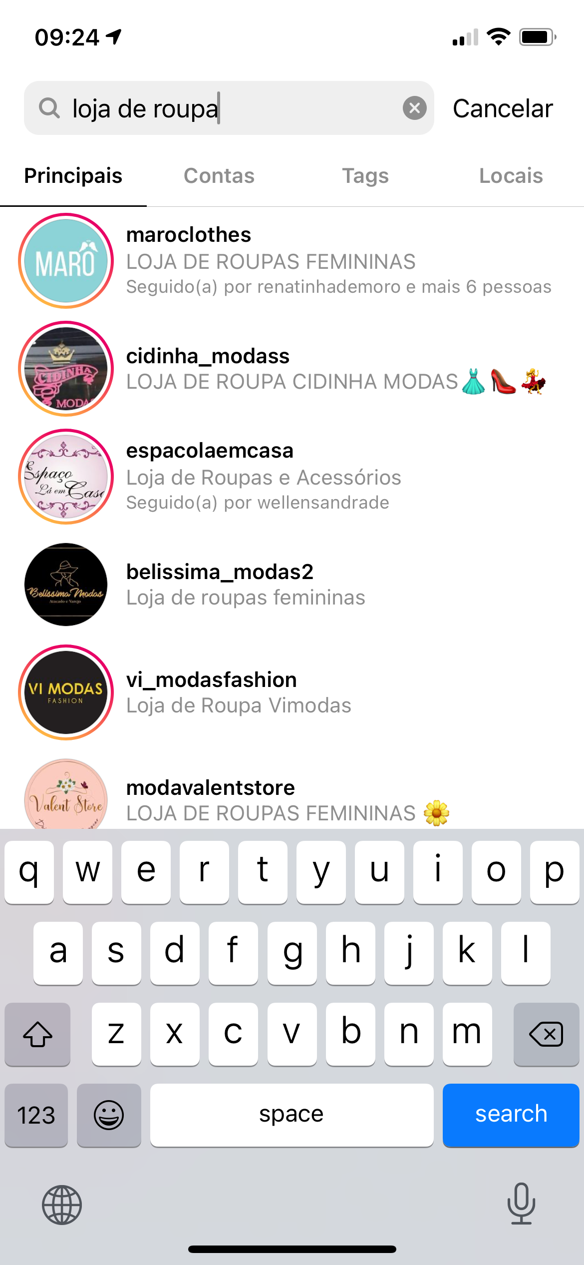 Na foto vemos a aba de respostas do Instagram depois de digitar "loja de roupas" na busca. A imagem mostra como o algoritmo funciona.