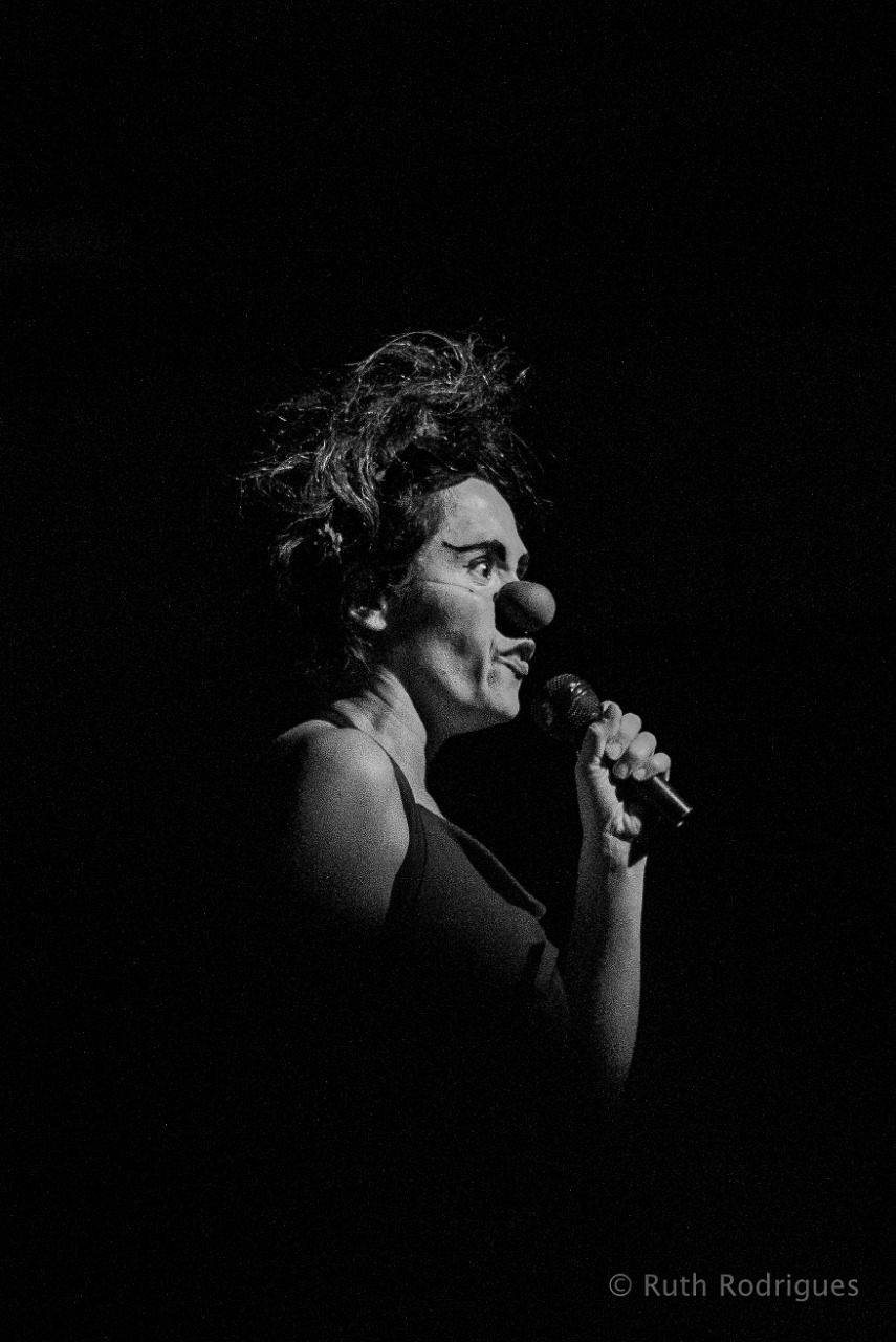 Flor - Gabriela Leite