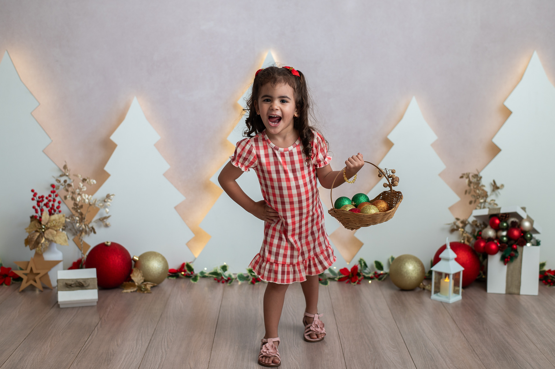 Ensaio de Natal e Ano Novo Bebê Estúdio SP