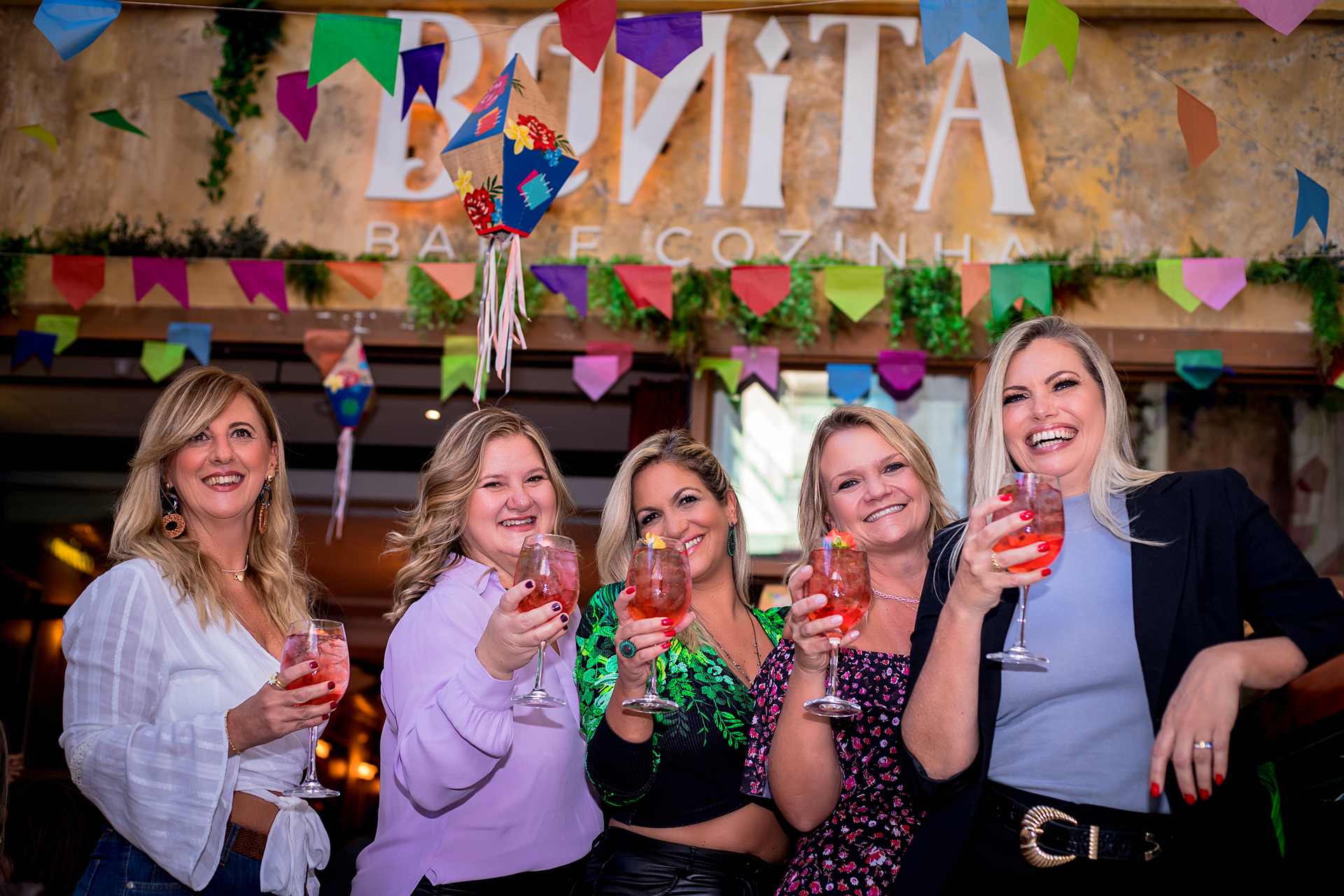 festa infantil da temática mulher maravilha