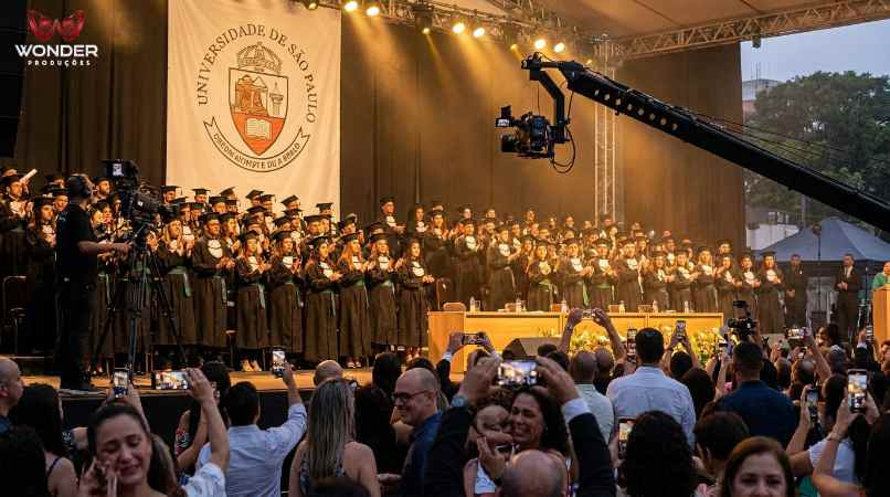 Transmissão ao vivo de formaturas e eventos sociais