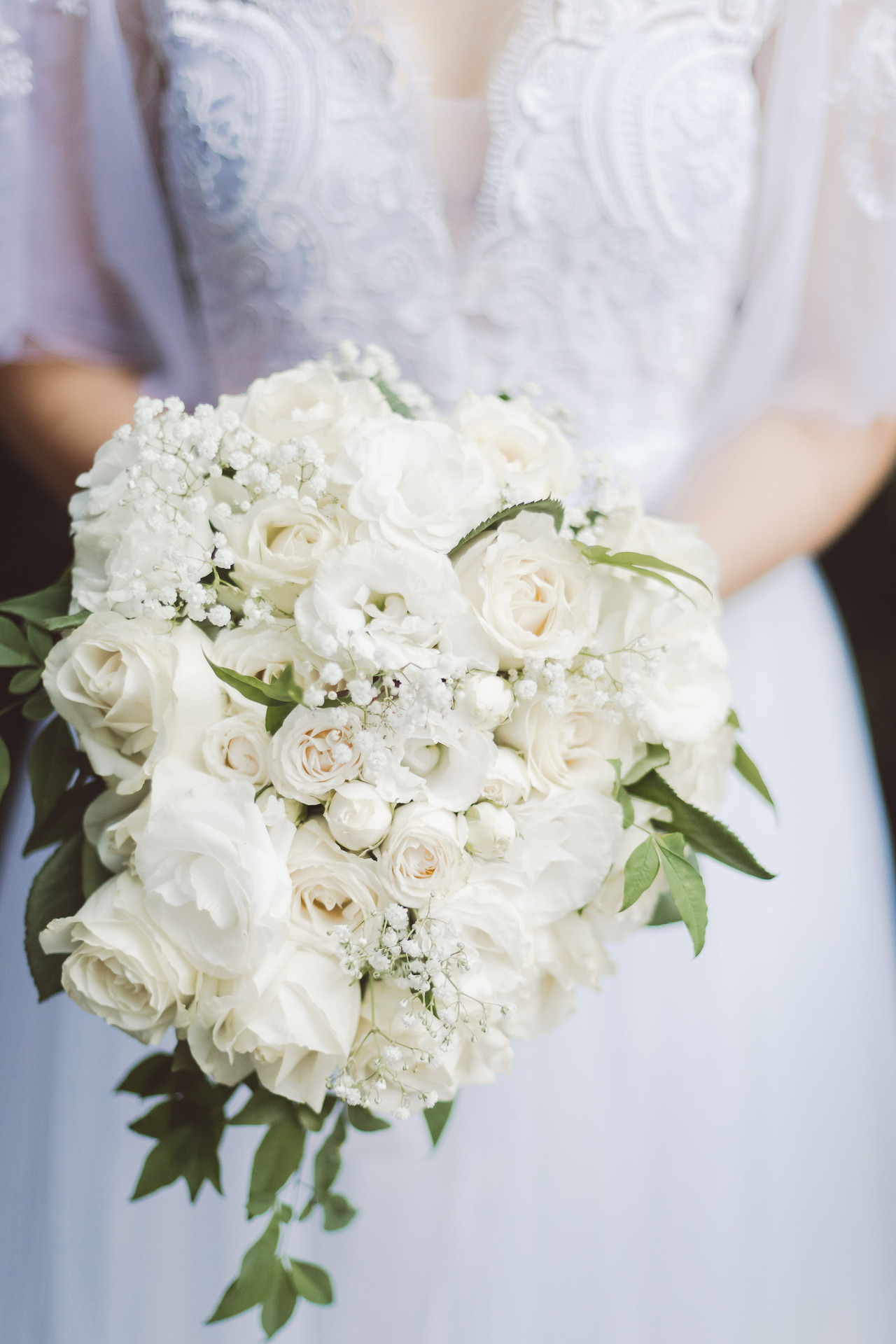 Noiva com buquê, Casamento em São Roque - SP