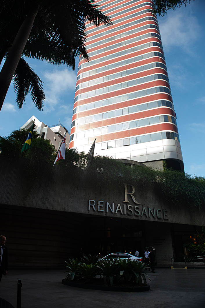 achada-do-hotel-renaissance-avenida-santos-sp.jpg