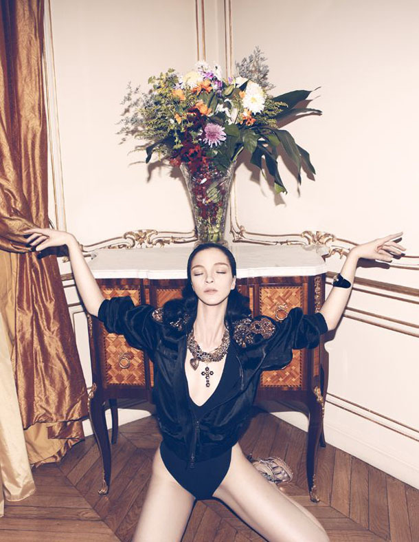 PROCUREM SABER QUEM ELA É