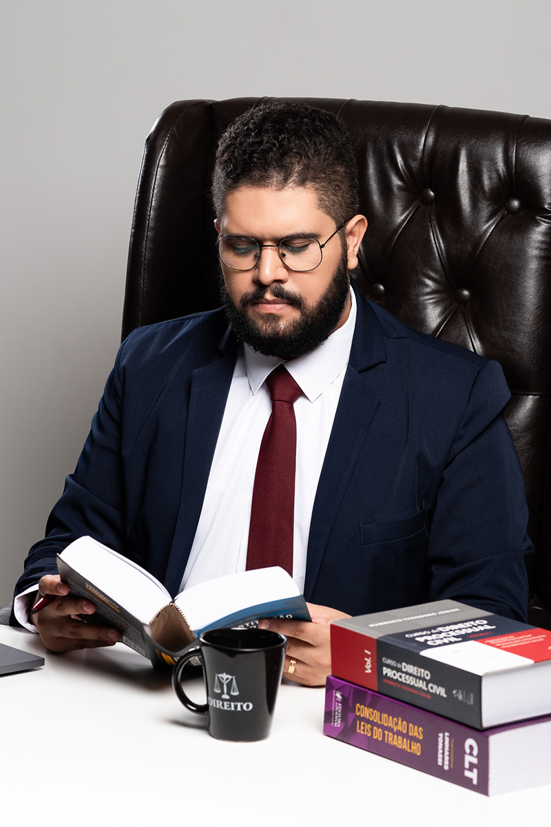Retrato Corporativo Empresarial perfil profissional Advogado Lucas Antunes