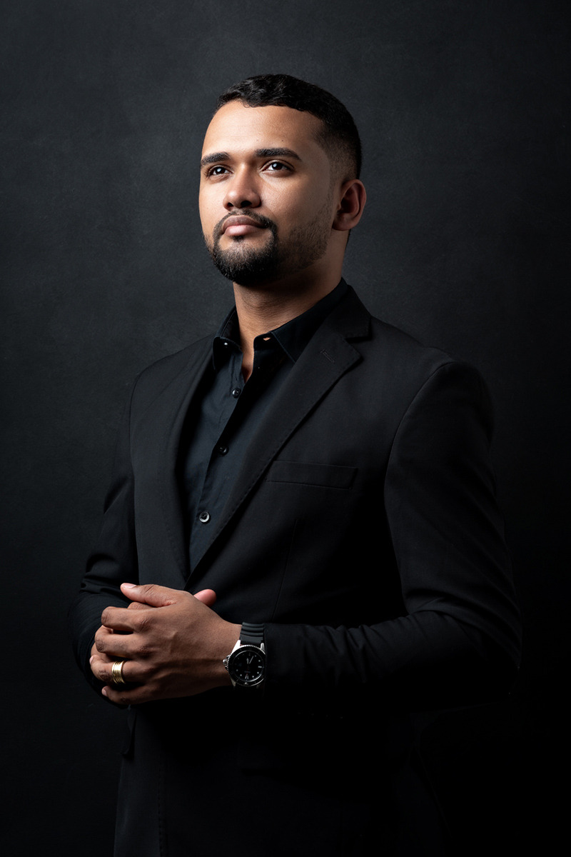 Retrato Corporativo Masculino Engenheiro Civil Luann Lopes