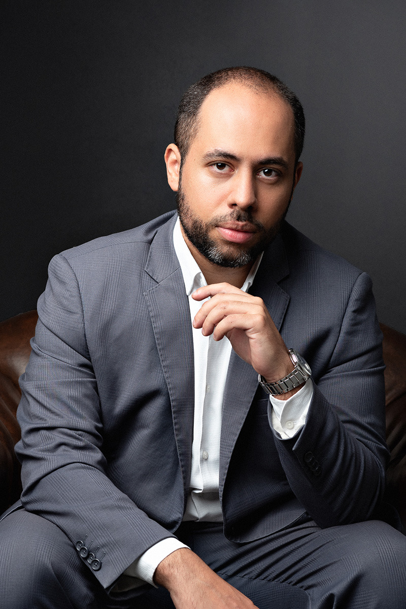 Retrato Corporativo Empresarial perfil profissional Gestor Financeiro Felipe Rezende