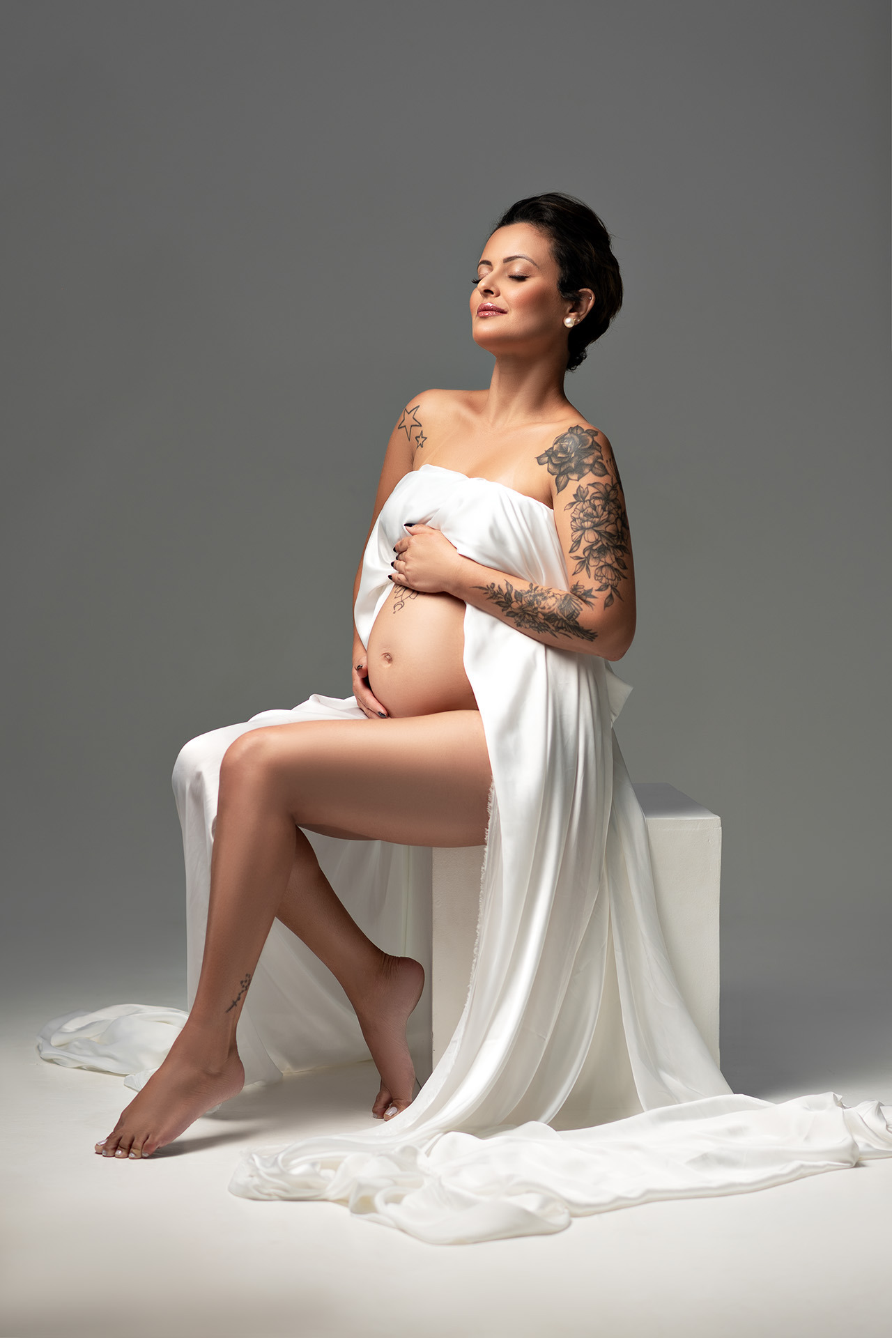 Ensaio ou Book de Gestante no Estúdio Abrassear Por Gresley Guimarães em Contagem ou BH Belo Horizonte