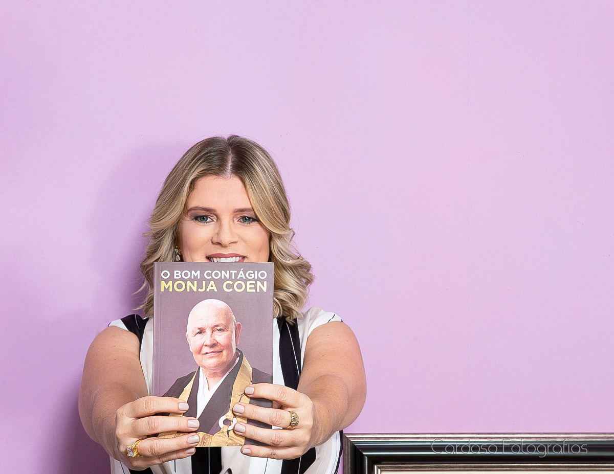 Terapeuta em Indaial. Jucélia de Fáveri. Fotógrafa: Chandra Cardoso Fotografias Indaial, Timbó e Blumenau